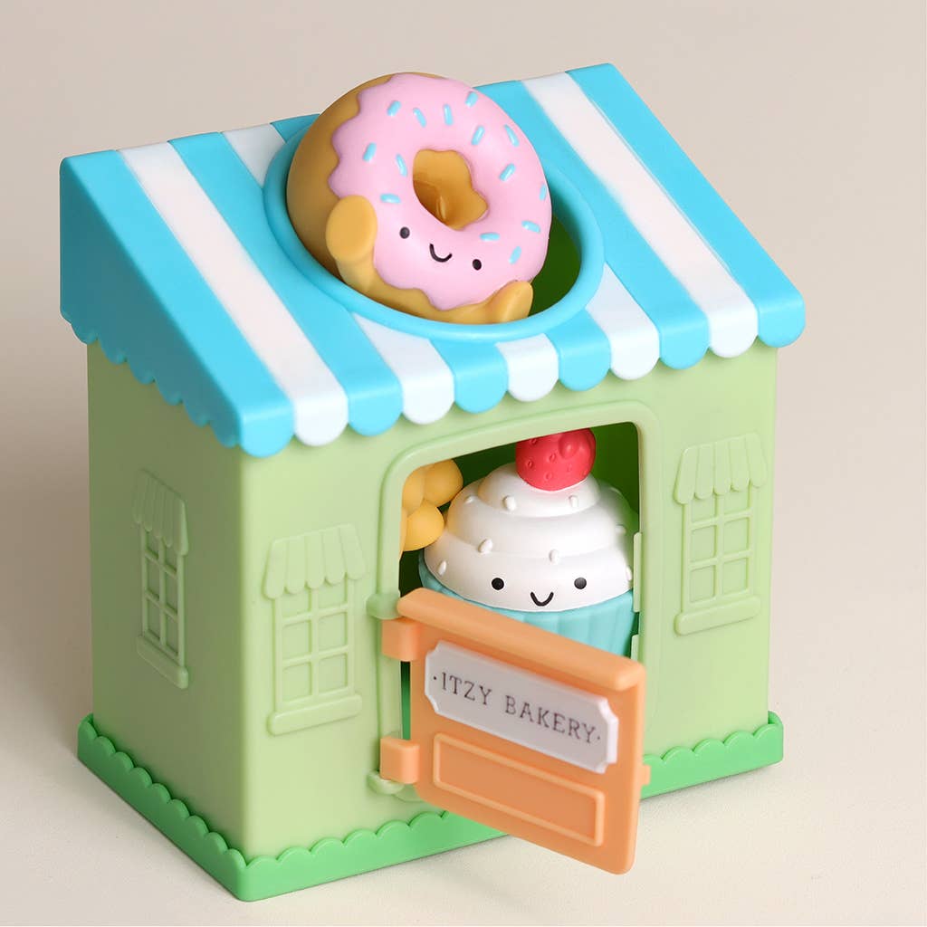 Itzy Ritzy Play Bakery™